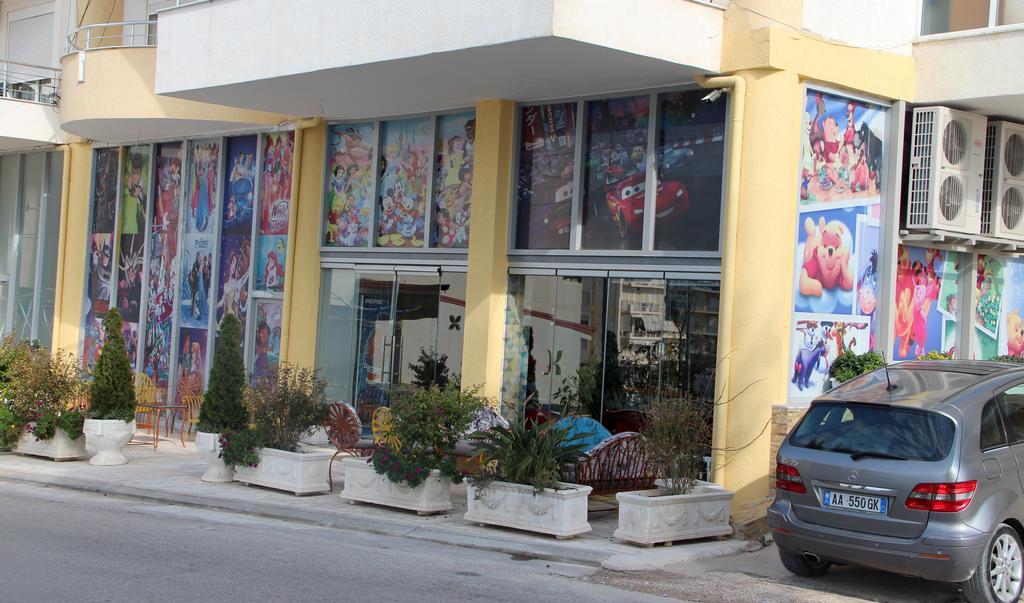 Kristi Apartments Sarandë Buitenkant foto