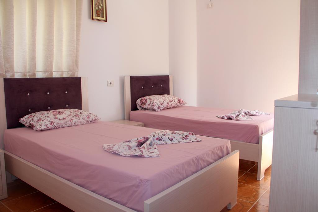 Kristi Apartments Sarandë Buitenkant foto